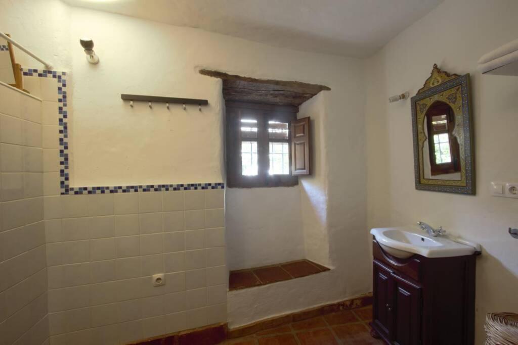 Casa En Fortaleza Medieval カステリャール・デ・ラ・フロンテラ エクステリア 写真